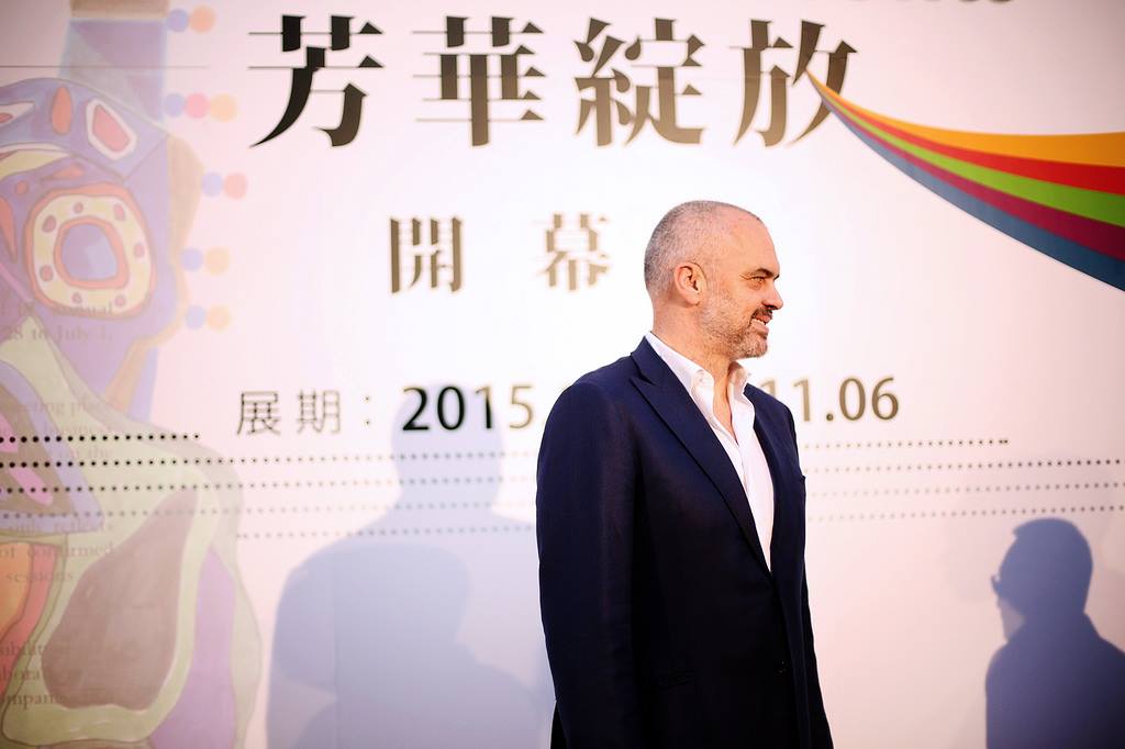 EKSPOZITA&FOTO/Rama shet piktura edhe në Hong Kong