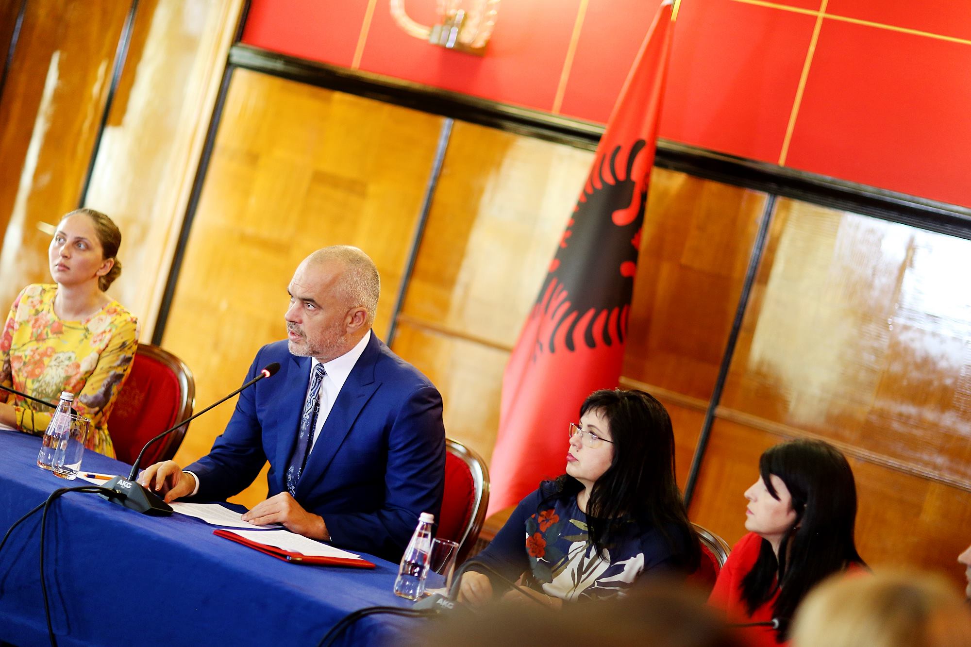 Hilja e Kryeministrit: Ja pse ai krahason të ardhurat me vitin 2013