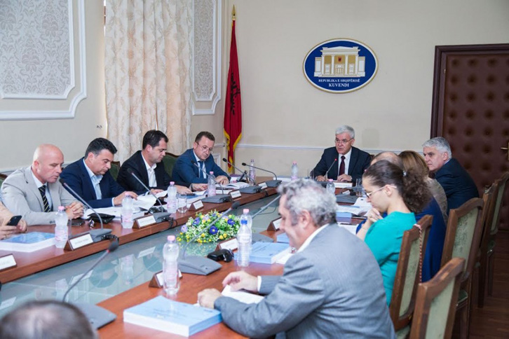 REFORMA NË DREJTËSI/ Mblidhet Komisioni Posaçëm, Eduard Halimi: Koha të heqim maskat jo të fshihemi pas ekspertëve