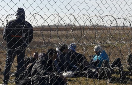 REFUGJATËT/ Nga 15 Marsi kufijtë shqiptarë do ti  ruajë policia italiane