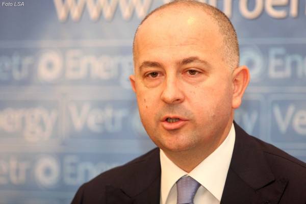 Prokuroria i sekuestron 600 mijë euro djalit të Rezart Taçit