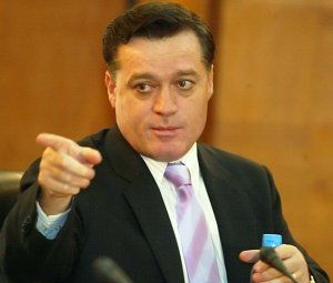 Pse po këmbëngulet tek Bode