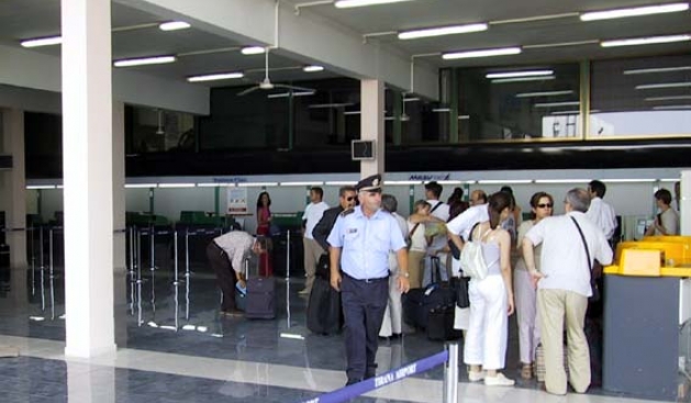 Rinas, kapet shtetasi turk, tentoi të kaloj ilegaisht një familje