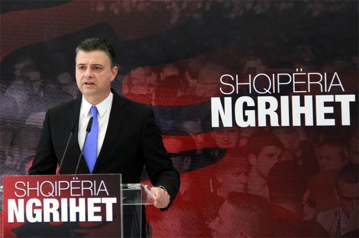 Rama nxjerr nga shtëpia dy ish të persekutuar 80-vjeçar