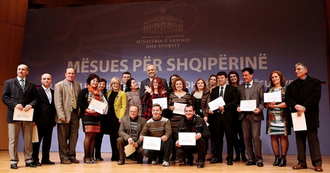 Kryeministri Rama: Teklnologjia e re, problem janë mësuesit, jo nxënësit