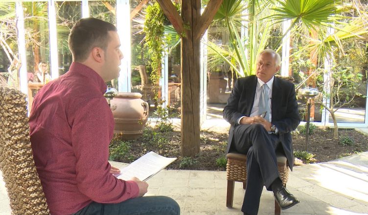 Paralajmërimi i senatorit amerikan: Rusia do të ndërhyjë në zgjedhjet e 18 qershorit, media kujdes me burimet