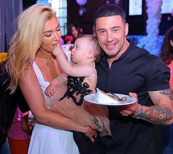 Shuhen të gjitha dyshimet, Roberti e Nora janë të lumtur dhe jetojnë bashkë