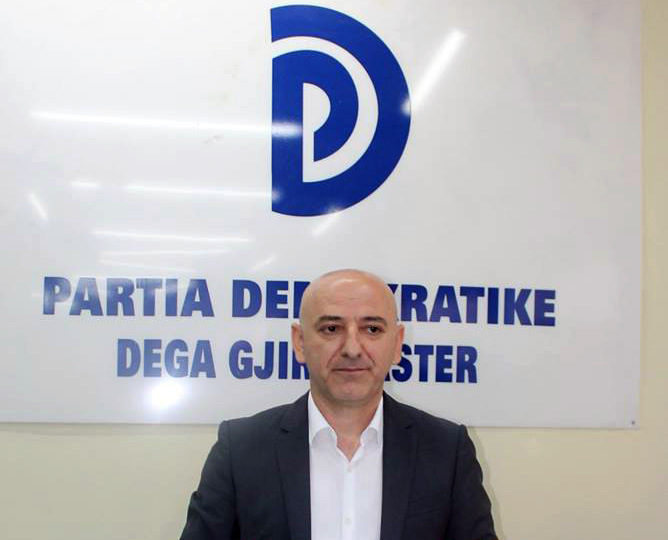 ROLAND BEJKO */ Dhunuesit e Hariz Memës, ose budallenj, ose kopila pushteti!