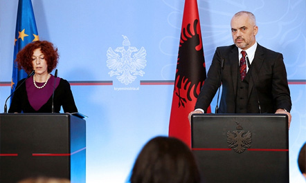 Ja kujt ia njeh Vlahutin meritën për rekomandimin dhe çfarë kërkon nga qeveria