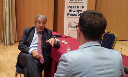 Befason Romano Prodi, si më dukej Radio Tirana e komunizmit