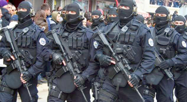 Kosova dërgon ROSU-n në kufi me Maqedoninë dhe Serbinë