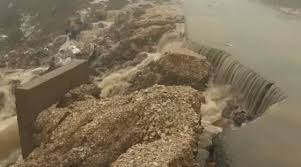 Përmbytjet, ja rrugët e bllokuara në të gjithë vendin