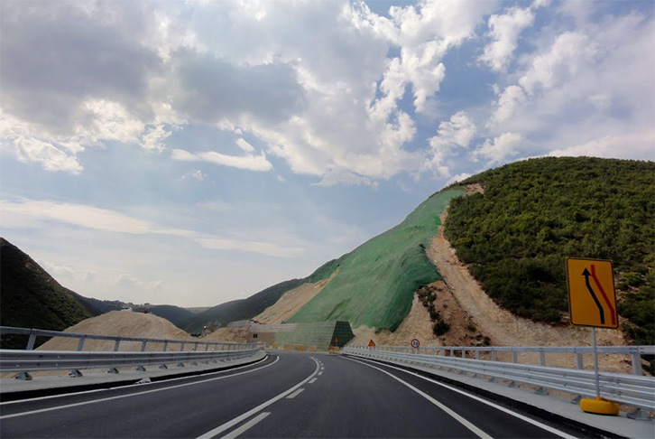 TARIFAT/ Rrugët do të bëhen me pagesë, 9 akset që do të kushtojnë