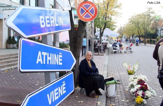 BB: Emigrimi e të rinjve, rrezik për rritjen ekonomike