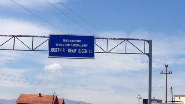 Gjithçka gati për emërtimin e rrugës me emrin “Beau Biden”; nis ceremonia