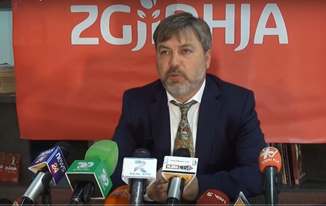 VIDEO/ Sadrit Danaj zbulon 15 votat që e shkarkuan, ja si u manipuluan