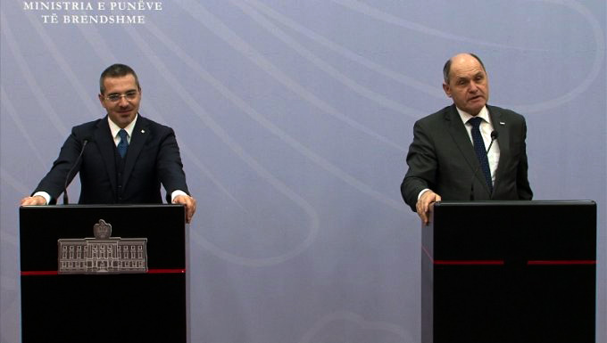 Ministri i Brendshëm austriak: Arrestoni kokat e trafikut të drogës