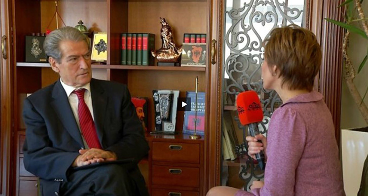 Berisha: Vendi drejtohet nga një organizatë kriminale, ja lidhjet e Tahirit me Balilin