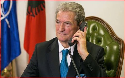 “Shullazi me telefon në qeli kërcënon dëshmitarët”