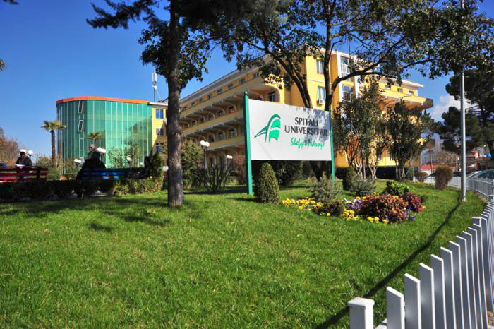 Dërgon vajzën në dyqan dhe hidhet nga kati 4 i Sanatoriumit i sëmuri 64 vjeçari