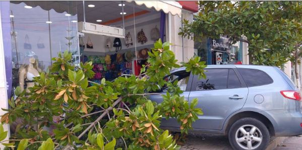 Policia e Sarandës fsheh 2 të plagosur nga aksidenti i policit