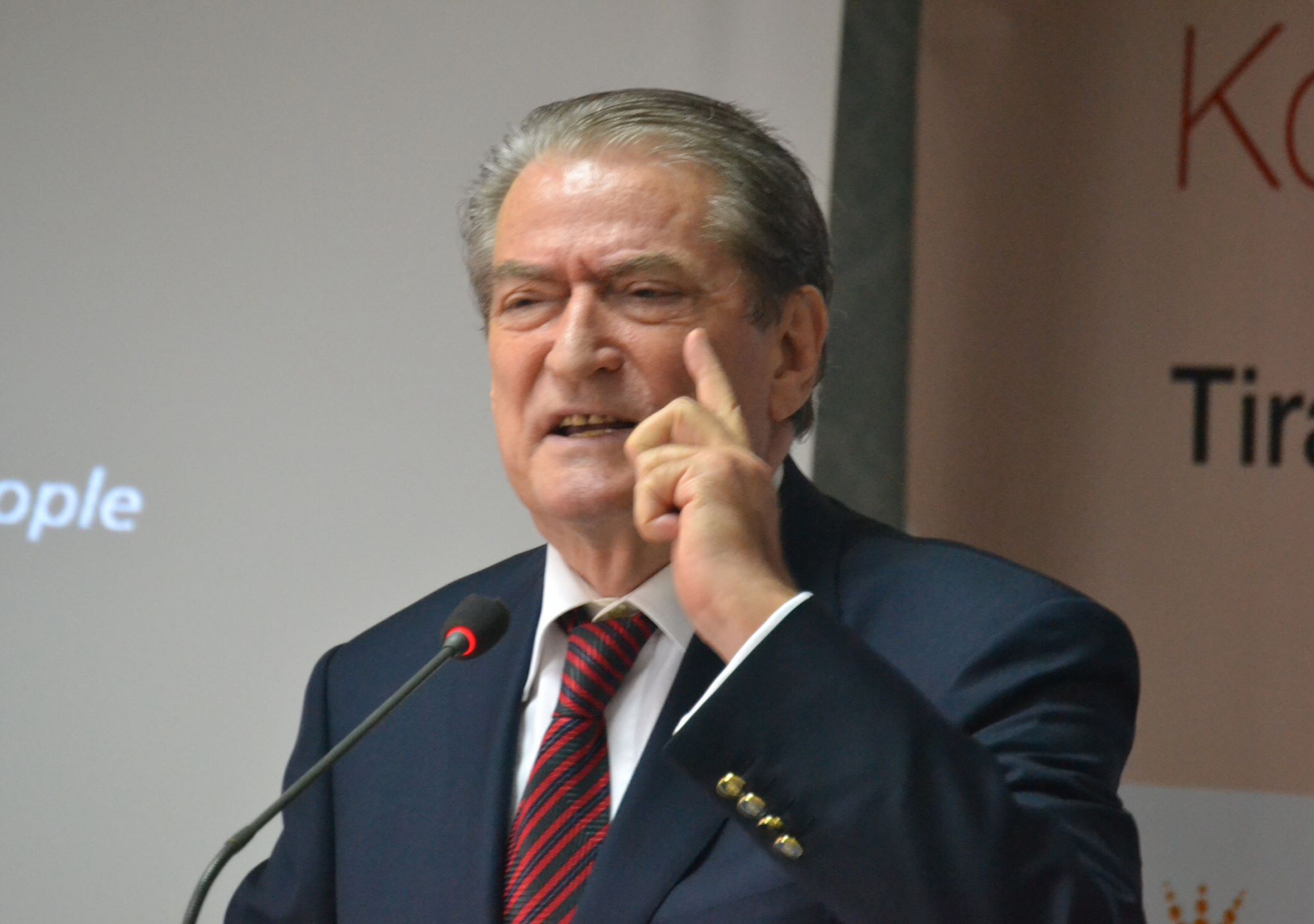 Berisha: Rama plenium dështimi, energjinë e përdor si mjet terrori për të varfërit