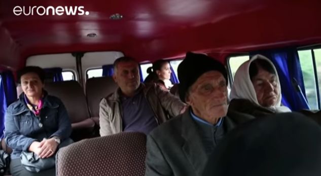 VIDEO/ “Fshihu ose do të vritesh”; reportazhi i Euronews për gjakmarrjen në Shqipëri