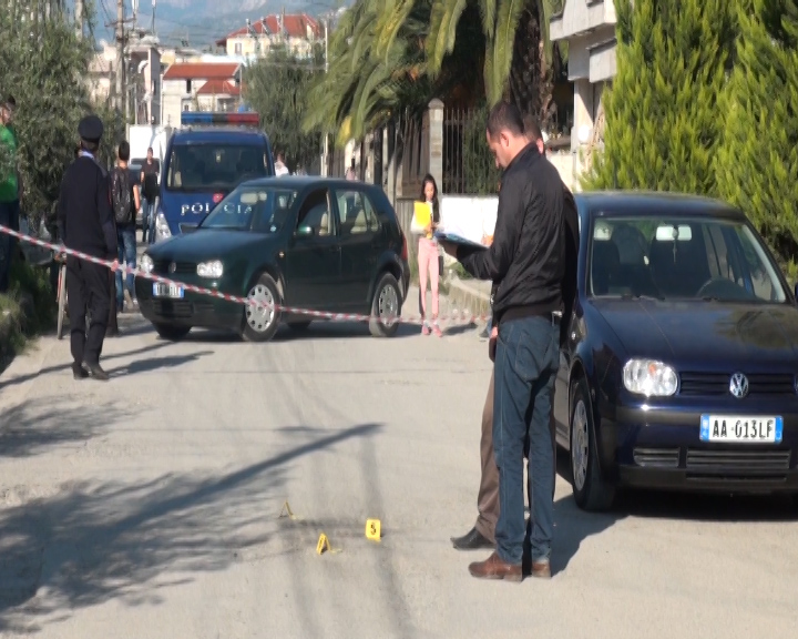 Elbasan, fëmija hedh granatë, plagoset 52-vjeçari