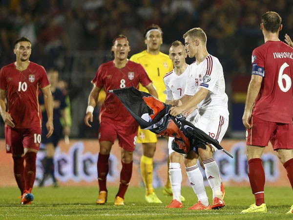 Shqipëria humb 3-0 ndeshjen me Serbinë, FSHF 100 mijë € gjobë