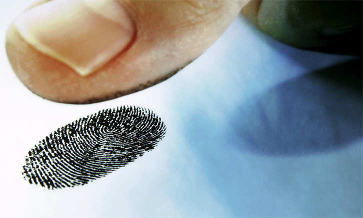 DEKRIMINALIZIMI/ Gati për të dhënë shenjat e gishtave, 30 zyrtarë të lartë me të kaluar kriminale