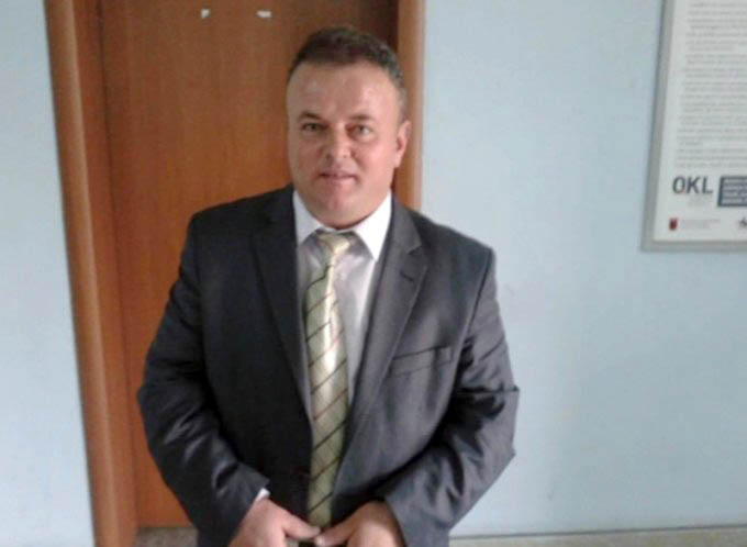 FOTO/ Lushnjë, kryetari i komunës bën për spital një 62 vjeçar, vetë përfundon në pranga