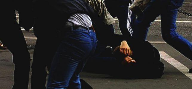 Sherr me thika në mes Tiranës