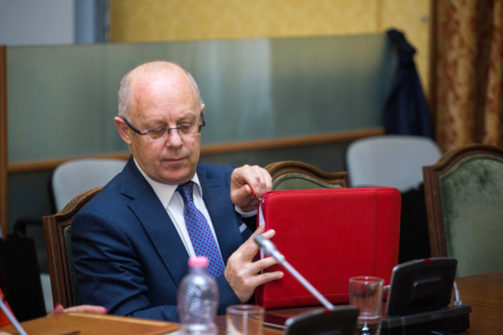 Skandali serverit të Tatimeve, ish-ministri Cani shpërfill deputetët, nuk paraqitet në Komisionin Hetimor