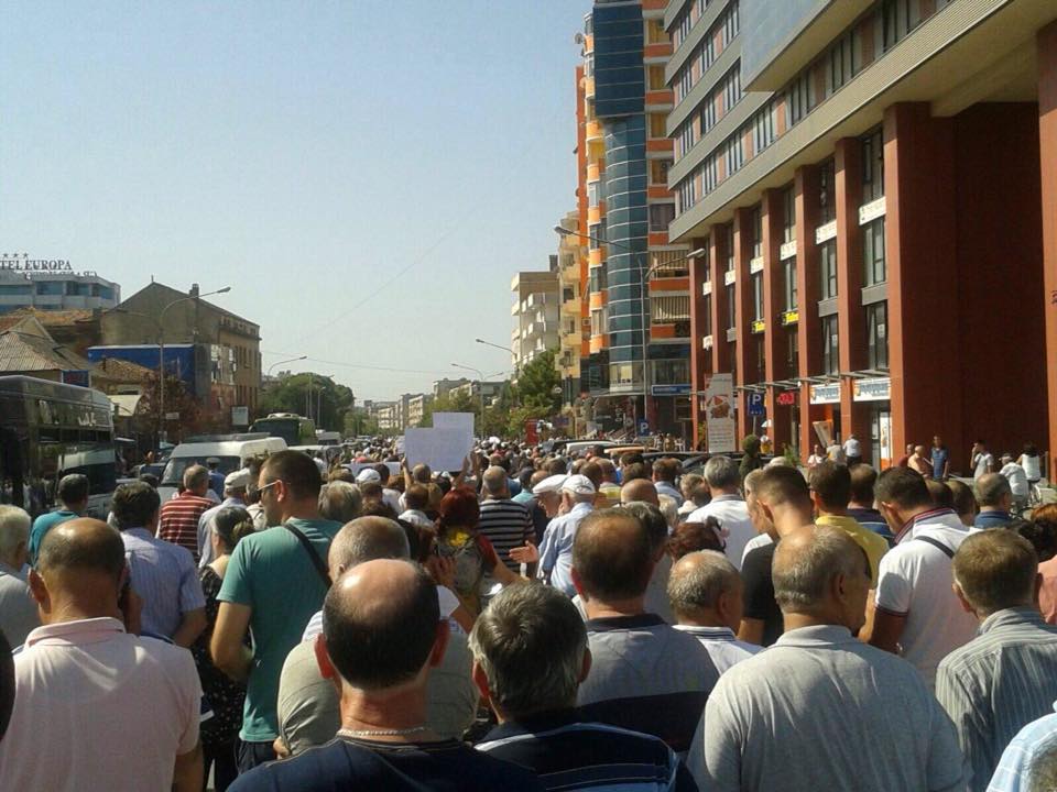 FOTO/ Shkodra në protestë