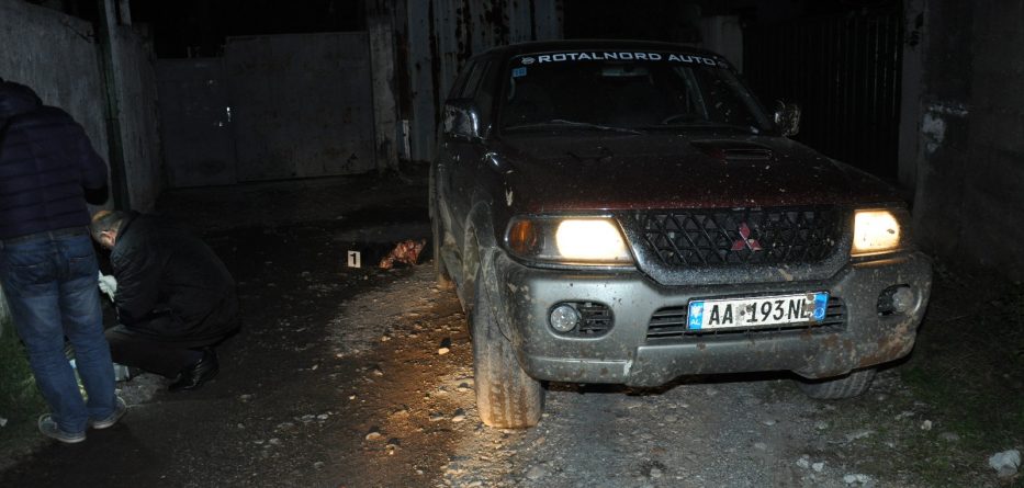 Kapet makina me drogë, por drejtuesi i shpëton policisë