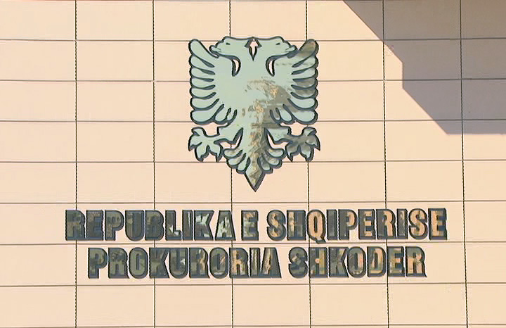 Shkodër, korrupsioni për regjistrimin e tokës, në gjyq ish-drejtori i Hipotekës dhe juristi