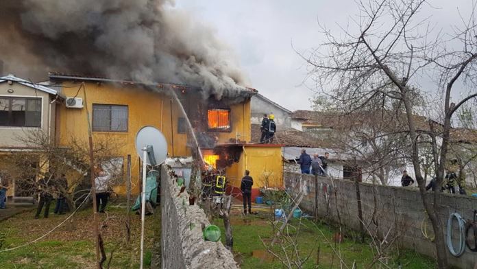 Enigma e zjarrit në Shkodër, nuk shpërtheu bombula