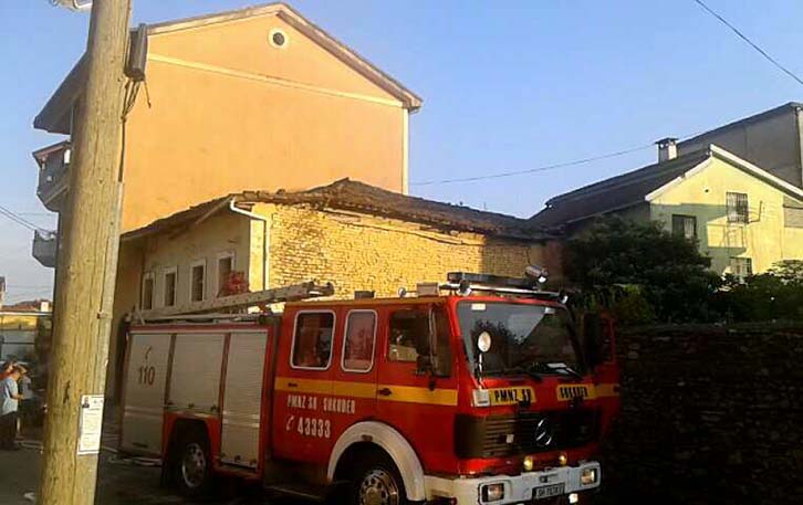 FOTO/ Shkodër, shpërthen bombola e gazit në banesë, shpëtojnë mrekullisht nëna dhe tre fëmijët