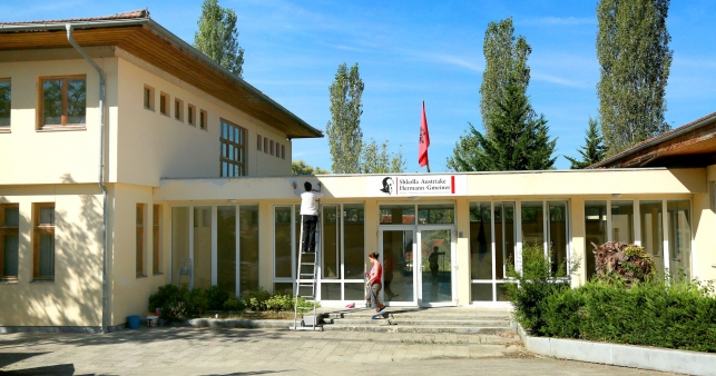 Klosi: Dyfishim i kapaciteteve të shkollës austriake “Herman Gmeiner”