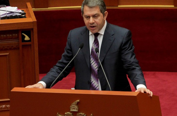 Çështja çame, Shpëtim Idrizi me tone kritike ndaj Metës: Nuk ishe as si kryeministri i 1999