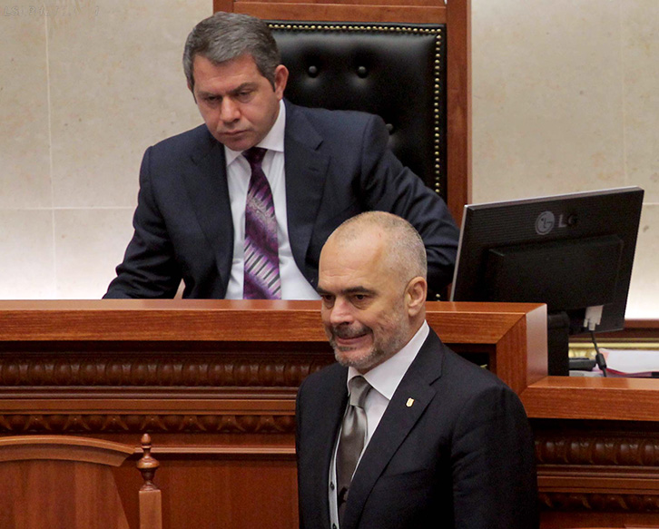 Shpëtim Idrizi i kërkon llogari qeverisë shqiptare për “fshesën” greke: Ja ministrat përgjegjës!