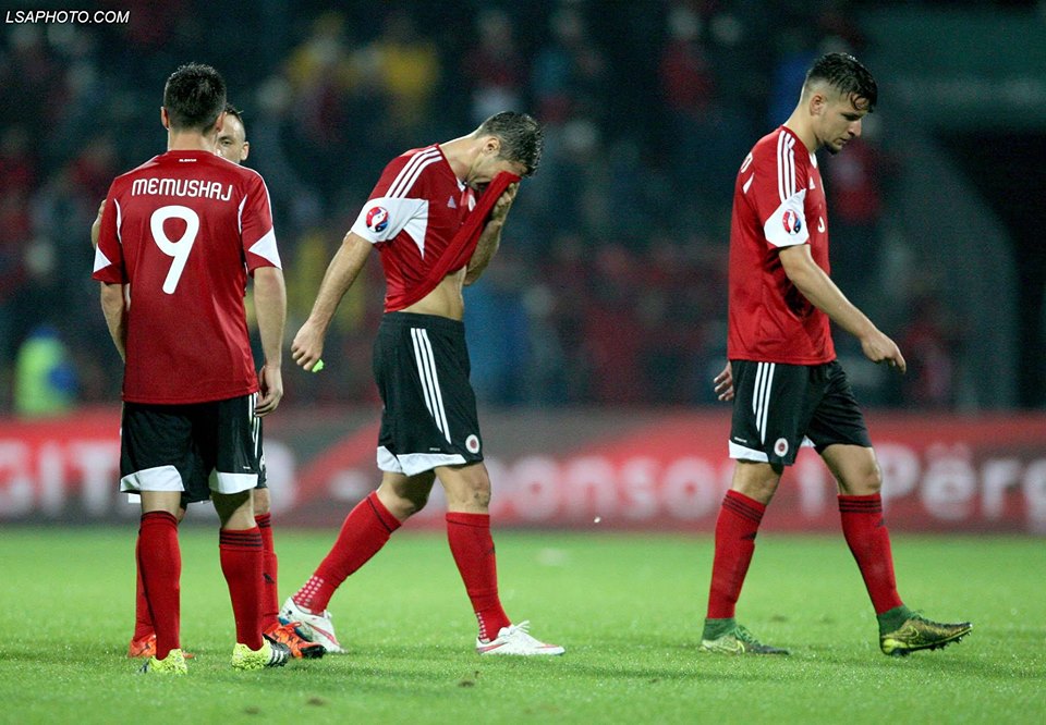 Artan Fuga: Në Eiffel apo në Esfel po shkojmë ne?