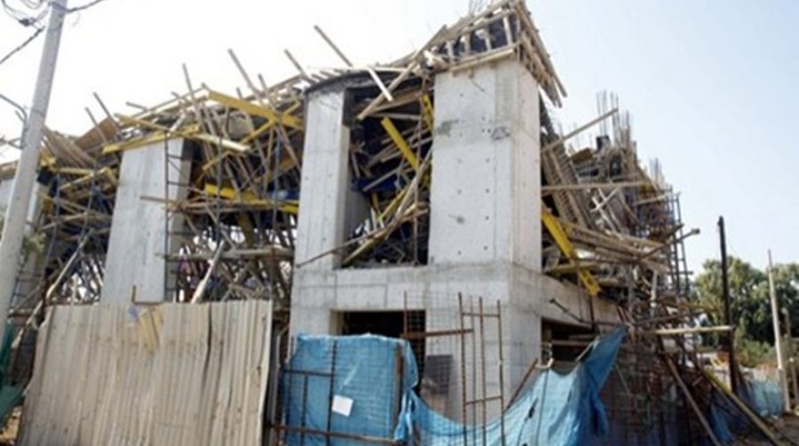 Vdes tragjikisht punëtori shqiptar në Greqi