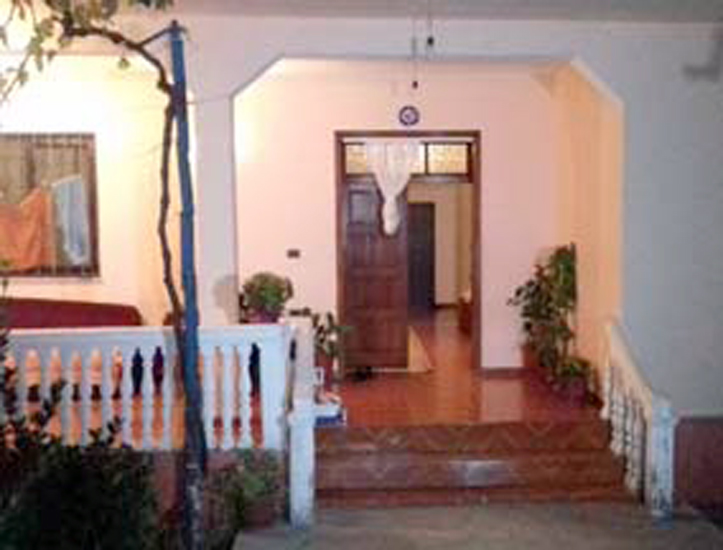 Shkodër, rrëfehet i moshuari viktimë e maskave: Gruas i bllokuan gojën me shami, mua më goditën me qytë