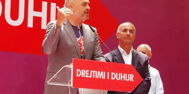 Shukri Xhelili kundër Ramës, kërkon rikthimin në krye të Bashkisë