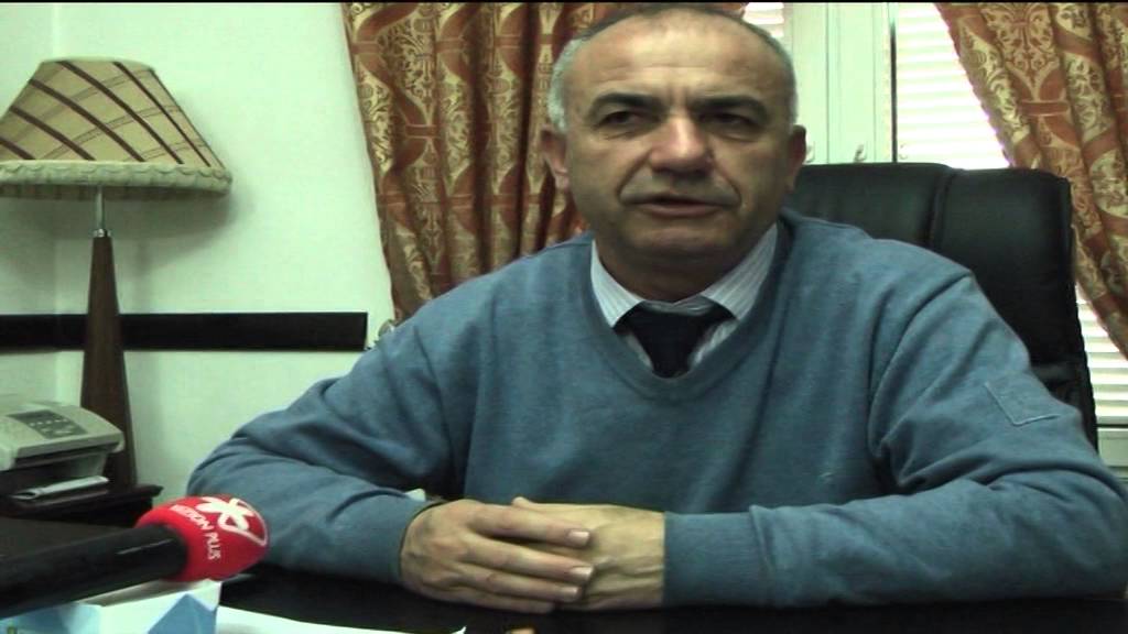 Prefektja e Dibrës dënon skandalin: Paç faqen e zezë Shukri Xhelili