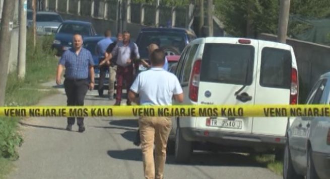 DETAJET/ Xhaxhai masakron me thikë nipin 12-vjeçar. Policia: I sëmurë mendor