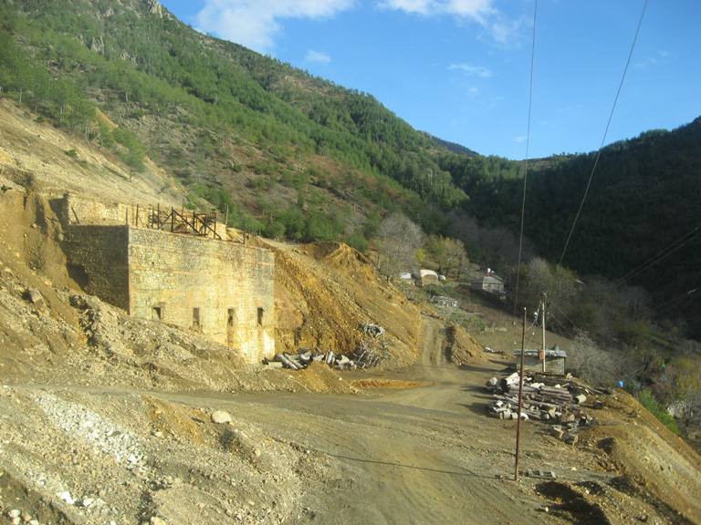 Mirditë, roja i minierës gjendet i vdekur