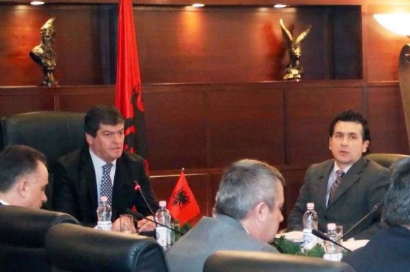 PD sinjale për Topin, Spahiun e Dulen