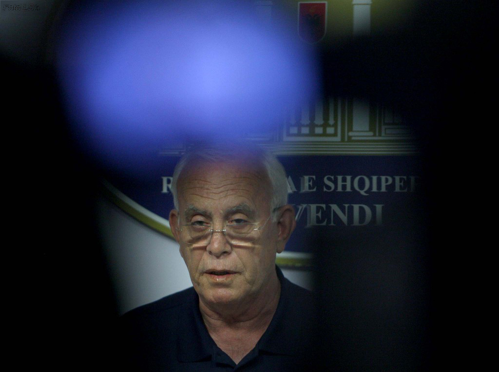 Baba Taku thirret në Prokurorinë e Tiranës, rrëfehet për letrën e “destabilizimit”